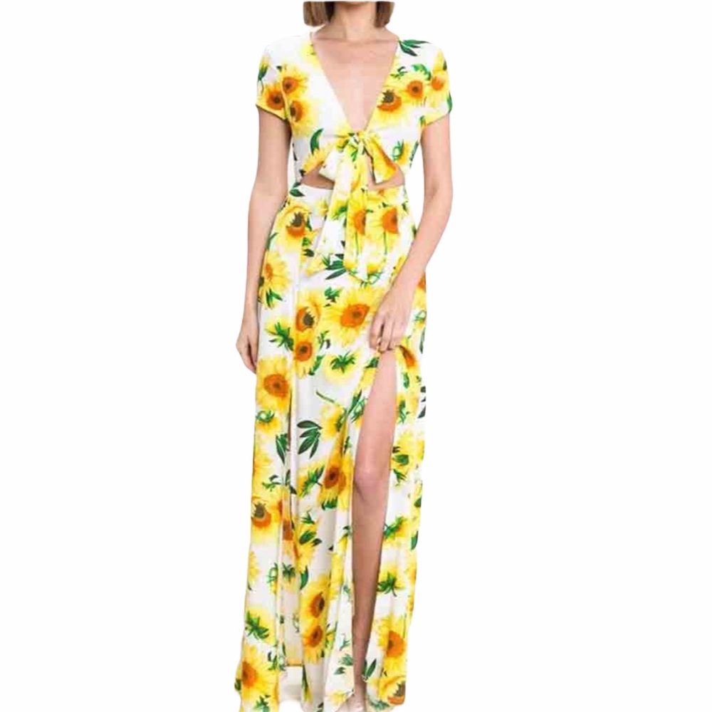 L’atiste Sunflower Maxi Dress, New with Tags